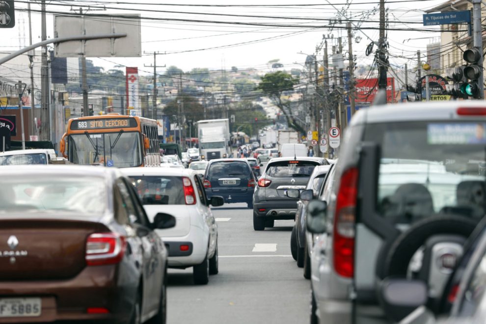Com 233 mil novos registros, número de emplacamentos sobe 34% no Paraná em 2025