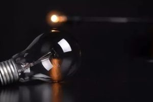 Desligamentos de energia ocorrem nesta terça-feira (9) em Maringá; veja locais e horários