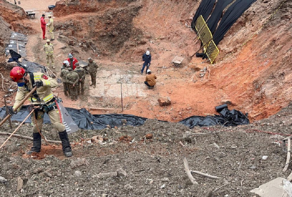 Explosão em fábrica da Enaex completa um mês