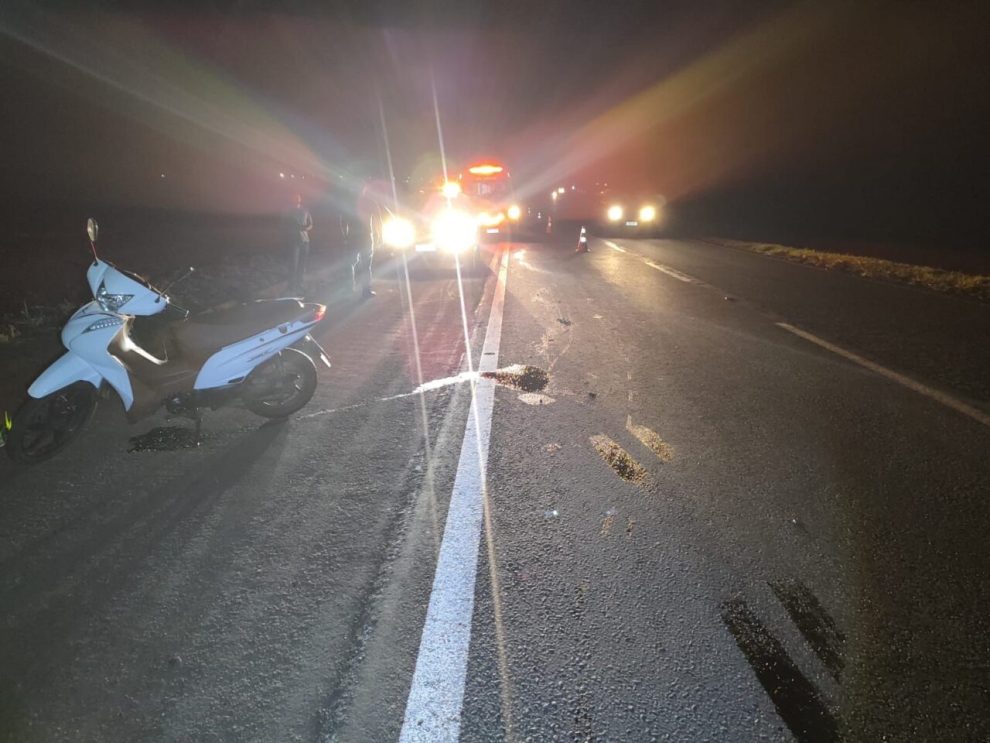 Homem fica ferido após queda de moto na PR-317, na região