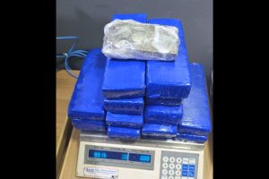 Mãe e filha são presas por tráfico interestadual de drogas em Maringá; elas enviavam maconha pelos Correios