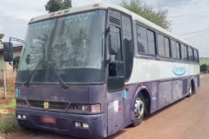 Menina que aparece no vídeo da suruba no ônibus desabafa