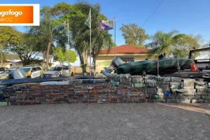 Paraná apreende 2 toneladas de maconha dentro de lanchas com destino a portos clandestinos