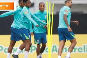 Seleção realiza primeiro treino na Granja Comary