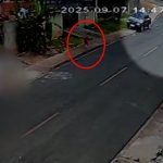 Vídeo mostra criança sendo atropelada por adolescentes de moto