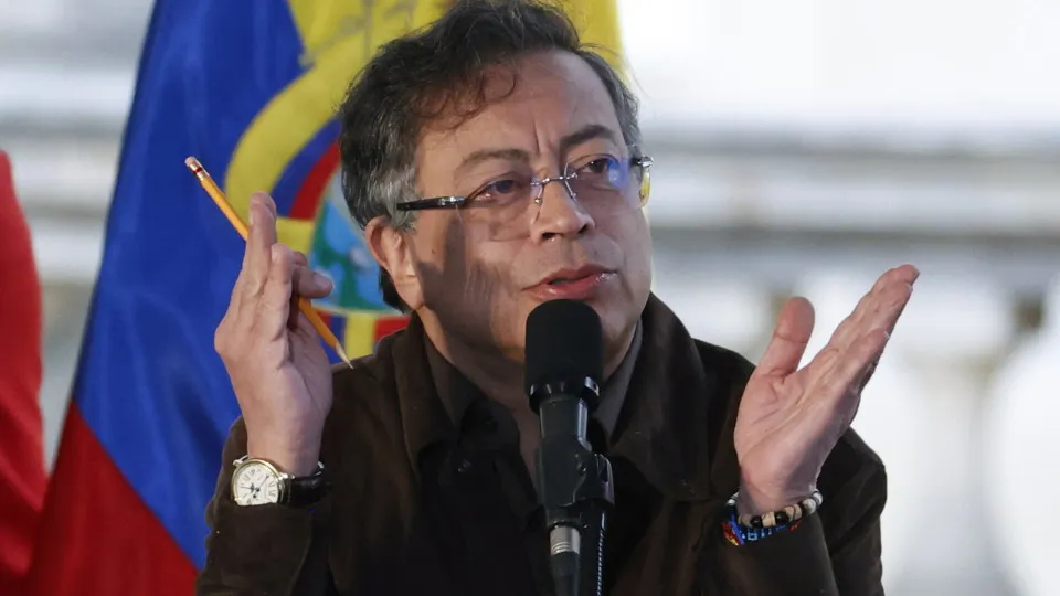 EUA impõem sanções ao presidente da Colômbia e família; saiba o Porquê