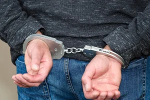 Homem é preso em Portugal após oferecer 100 mil euros para matar brasileira