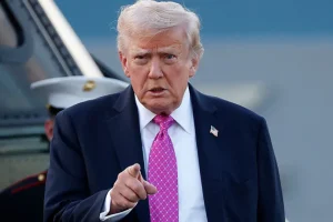 Trump chama Petro de 'líder de drogas ilegais' e sugere ações contra cartéis na Colômbia